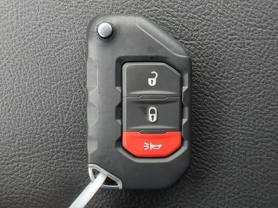 2026 Jeep Wrangler — photo 33 view