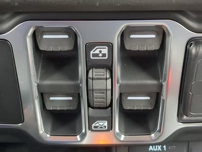 2026 Jeep Wrangler — photo 26 view