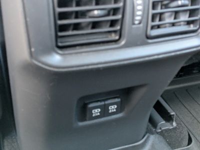 2019 Toyota RAV4 - Photo 15
