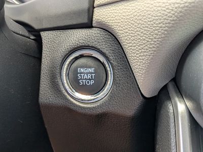2019 Toyota RAV4 - Photo 30