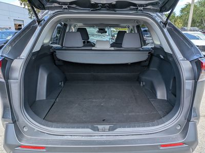 2019 Toyota RAV4 - Photo 13