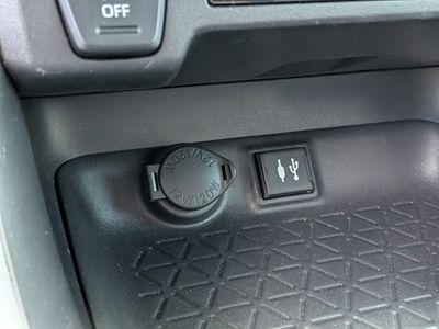 2019 Toyota RAV4 - Photo 31