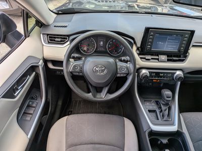 2019 Toyota RAV4 - Photo 17