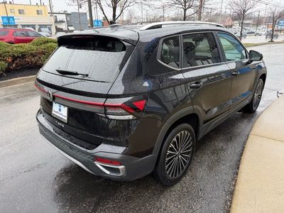 2025 Volkswagen Taos - Photo 11