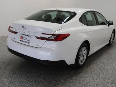 2025 Toyota Camry FWD - Photo 7