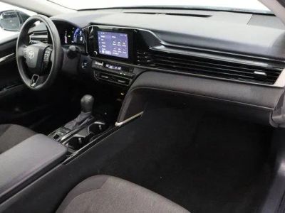 2025 Toyota Camry FWD - Photo 35