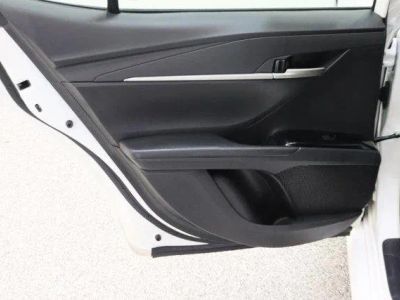 2025 Toyota Camry FWD - Photo 25