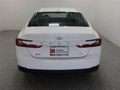 2025 Toyota Camry FWD - Photo 8
