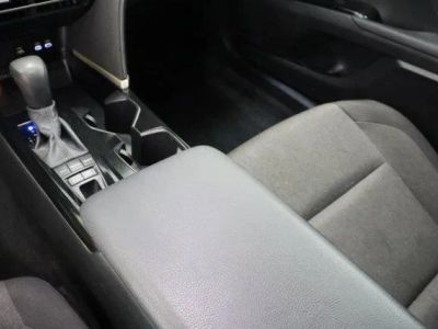 2025 Toyota Camry FWD - Photo 16