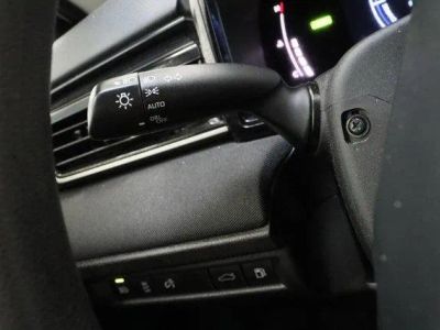 2025 Toyota Camry FWD - Photo 24