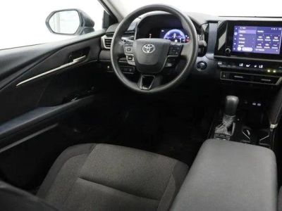 2025 Toyota Camry FWD - Photo 30