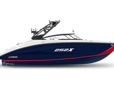 2025 Yamaha 252XE - Photo 1