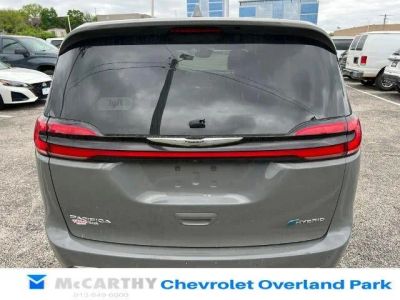 2022 Chrysler Pacifica - Photo 4