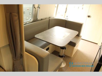 2025 Airstream Flying Cloud - Photo 17