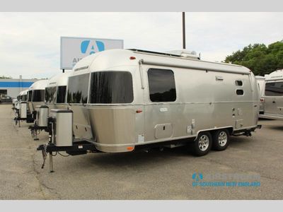 2025 Airstream Flying Cloud - Photo 2