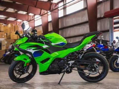 2026 Kawasaki Ninja® 500 — front three-quarter view