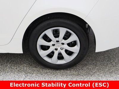 2023 Toyota Corolla FWD - Photo 10