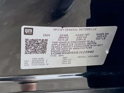 2025 Chevrolet Traverse - Photo 25