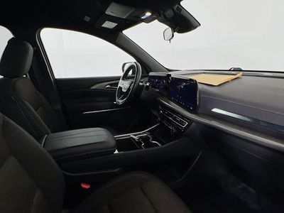 2025 Chevrolet Traverse - Photo 8