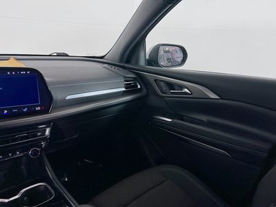 2025 Chevrolet Traverse - Photo 20