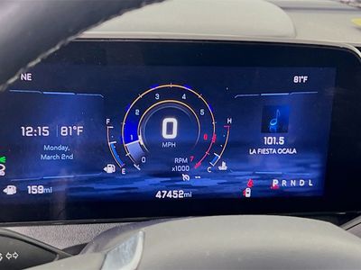 2025 Chevrolet Traverse - Photo 11