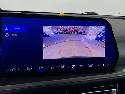 2025 Chevrolet Traverse - Photo 13