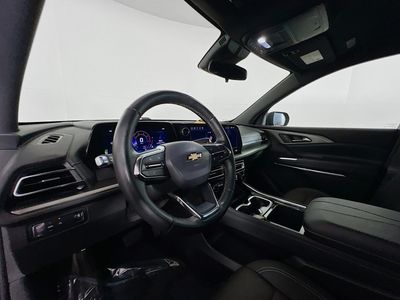 2025 Chevrolet Traverse - Photo 18