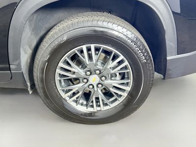 2025 Chevrolet Traverse - Photo 24