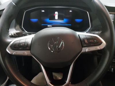 2024 Volkswagen Jetta — photo 12 view
