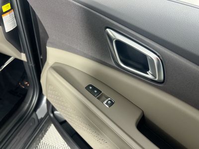 2026 Kia Carnival Hybrid - Photo 33