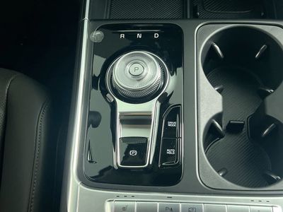 2026 Kia Carnival Hybrid - Photo 23