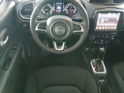 2023 Jeep Renegade - Photo 20