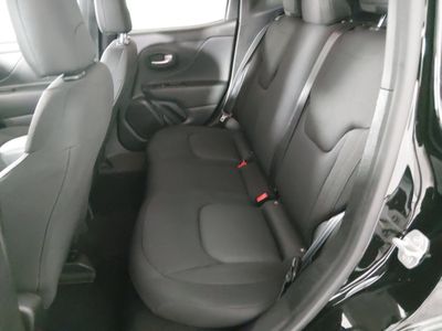 2023 Jeep Renegade - Photo 18
