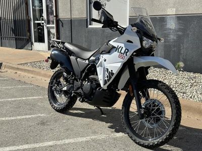 2025 Kawasaki KLR650 S Pearl Crystal White/Metallic Carbon Gray - Photo 2