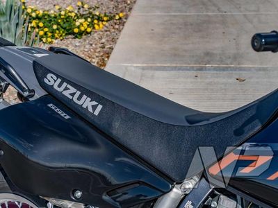 2026 Suzuki DR650S - Photo 9
