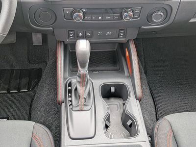 2026 Nissan Frontier - Photo 17