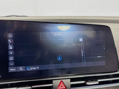 2025 Hyundai Elantra - Photo 9
