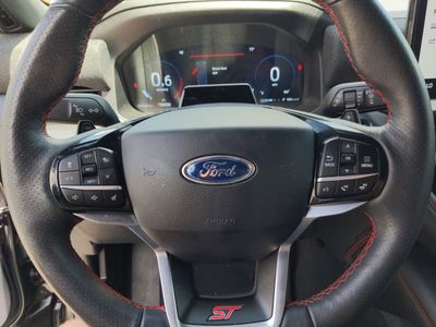2025 Ford Explorer - Photo 26