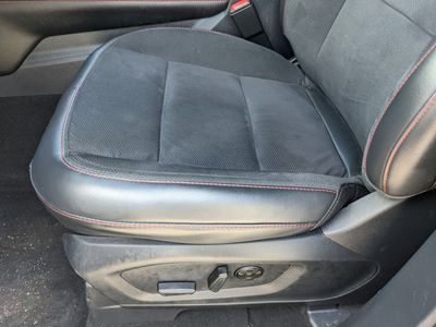 2025 Ford Explorer - Photo 19