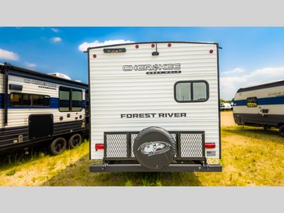 2025 Forest River RV Cherokee Grey Wolf - Photo 7