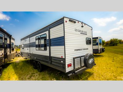 2025 Forest River RV Cherokee Grey Wolf - Photo 6