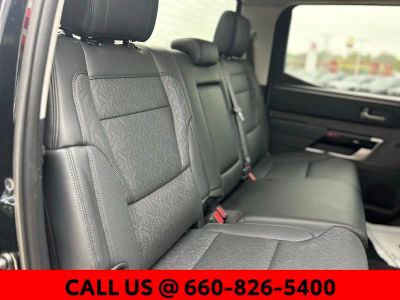 2024 Toyota Tundra - Photo 8