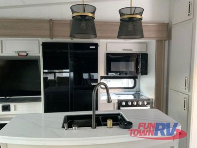 2025 Dutchmen RV Astoria - Photo 23