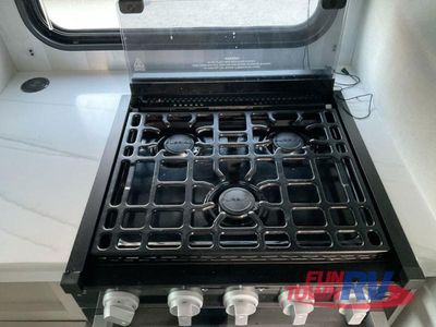 2025 Dutchmen RV Astoria - Photo 19