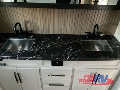 2025 Dutchmen RV Astoria - Photo 32