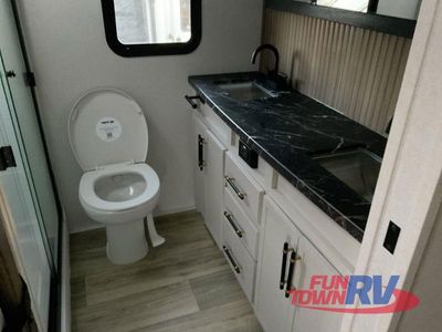 2025 Dutchmen RV Astoria - Photo 31