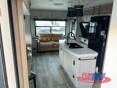 2025 Dutchmen RV Astoria - Photo 16