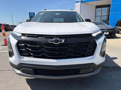 2026 Chevrolet Equinox — photo 8 view