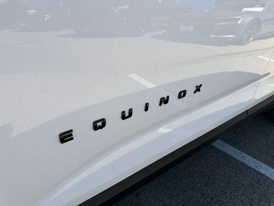 2026 Chevrolet Equinox — photo 10 view
