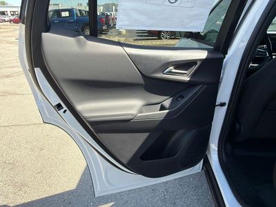2026 Chevrolet Equinox — photo 17 view